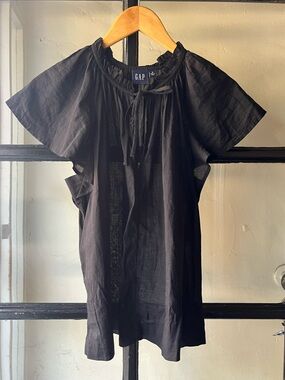 GAP Lightweight Black Blouse